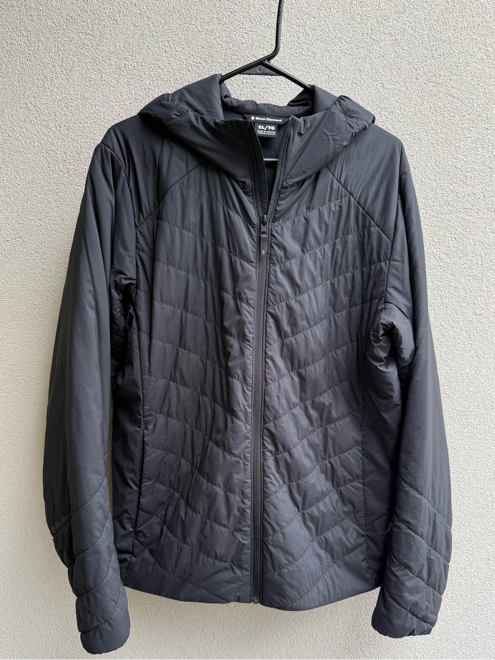 black diamond womens primaloft hoodie jacket ski and snowboard medium layer coat